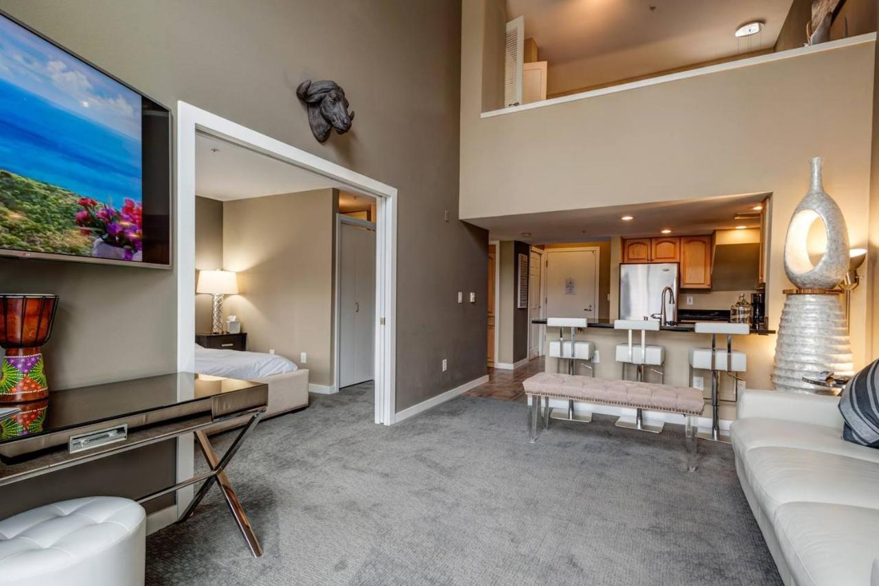 Modern Downtown Top Floor Penthouse With Bay Views Seattle Exteriör bild