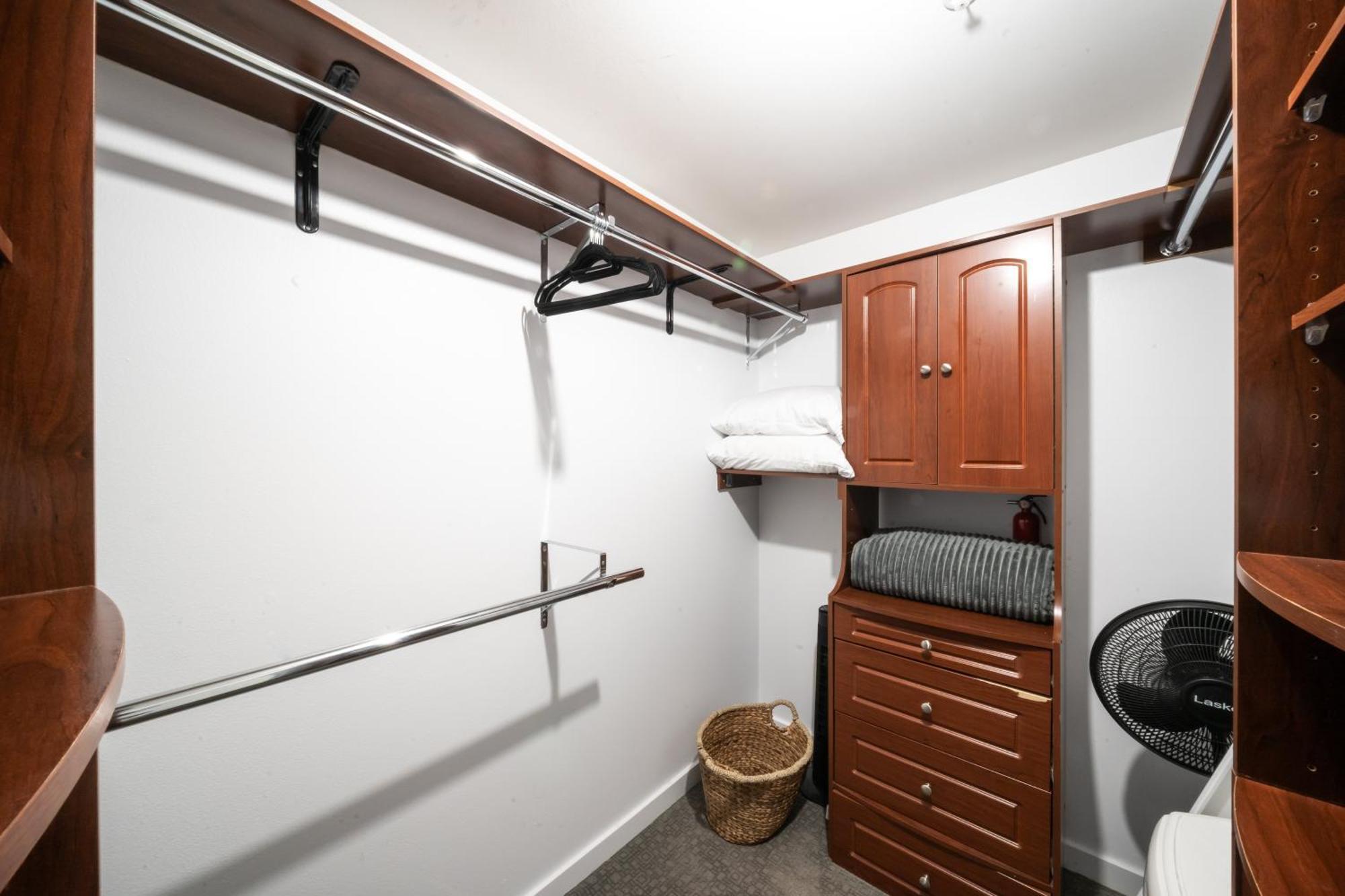 Modern Downtown Top Floor Penthouse With Bay Views Seattle Exteriör bild